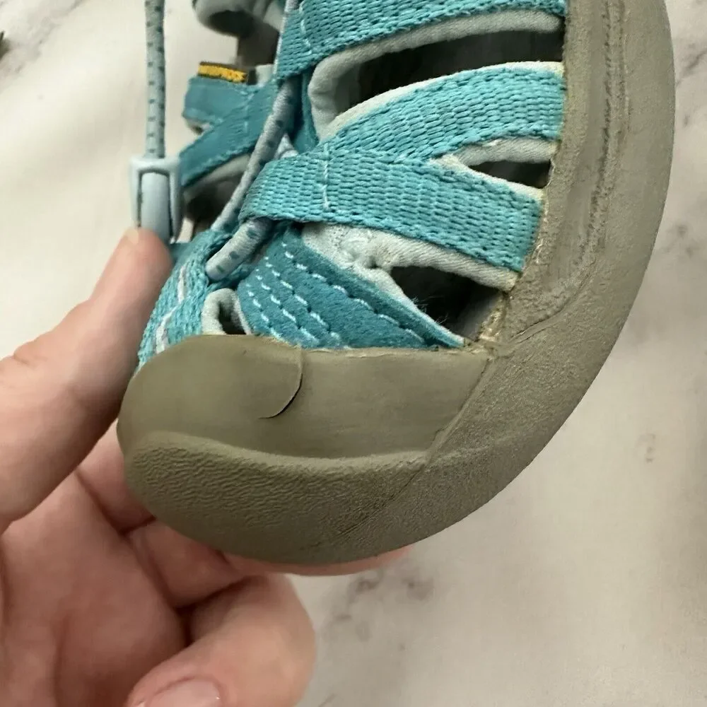 Keen Newport Water Shoe Sandals Youth Size 3 Light Blue Gray Hiking